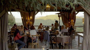On n'est pas sorti de la ferme-auberge !