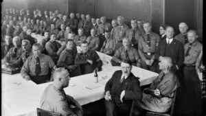Hitler, une vie en images (Au pouvoir) S1 (2/4)
