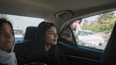 Comme tu es belle ! Avoir 20 ans en pays taliban