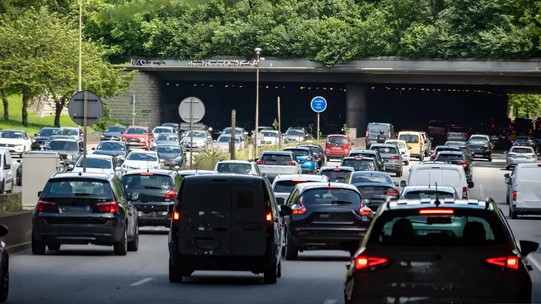 Embouteillages, parkings : dans l'enfer de la route
