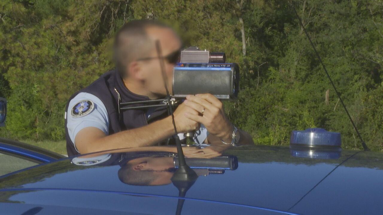 Enquête sous haute tension