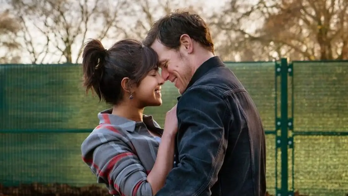 Love Again : un peu, beaucoup, passionnément