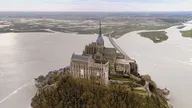Mont-St-Michel : les défis d'une mégastructure unique au monde