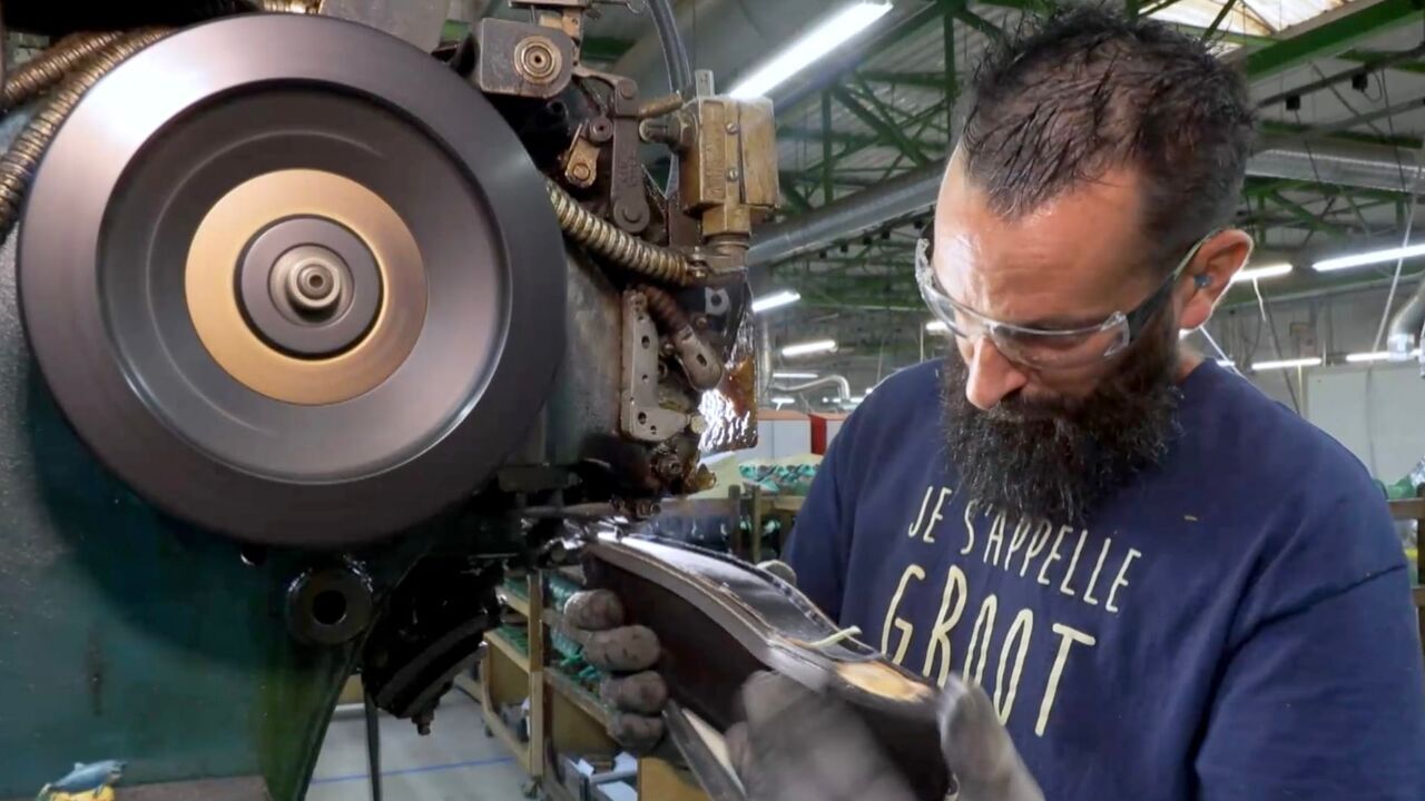 La seconde main... première de la classe ?
