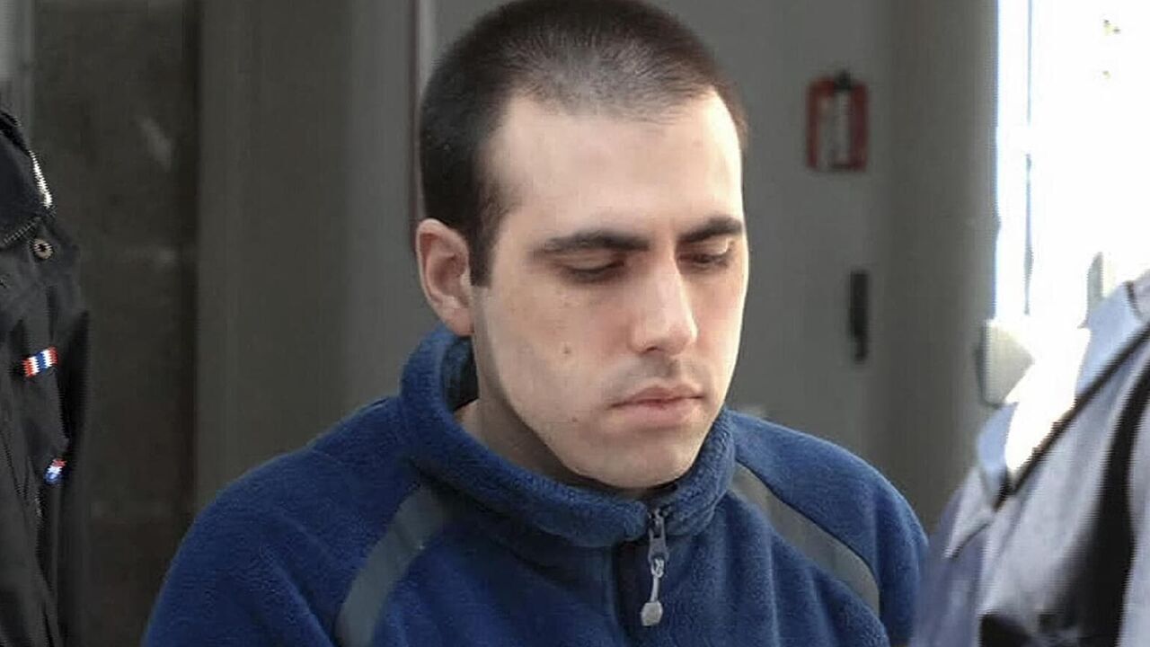 Faites entrer l'accusé