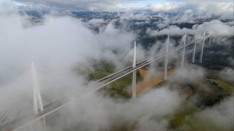 L'A75 : sur la route du viaduc de Millau