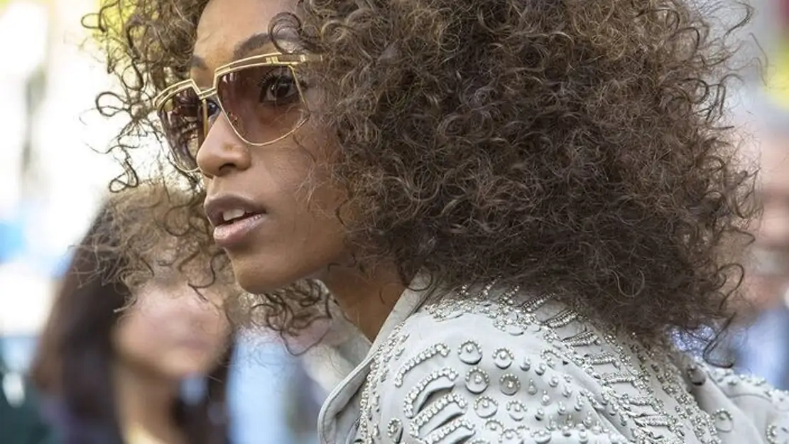 Le destin brisé de Whitney Houston : la chute d'une étoile