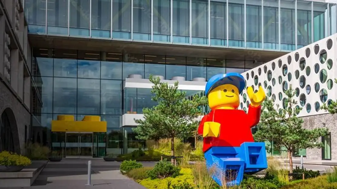 Inside Lego : le monde secret de la petite brique